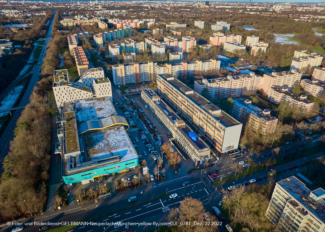 22.12.2022 - Plettzentrum - Rentenversicherung - Ständlerstraße in Neuperlach